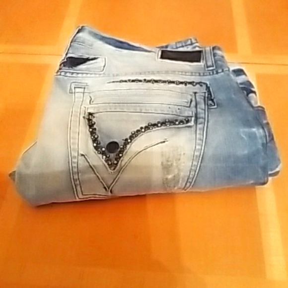 🐇🐇ROBINS JEANS SIZE 42 X 34 LONG FLAP BLING ( KEY CHAIN AS WELL) - Picture 1 of 11
